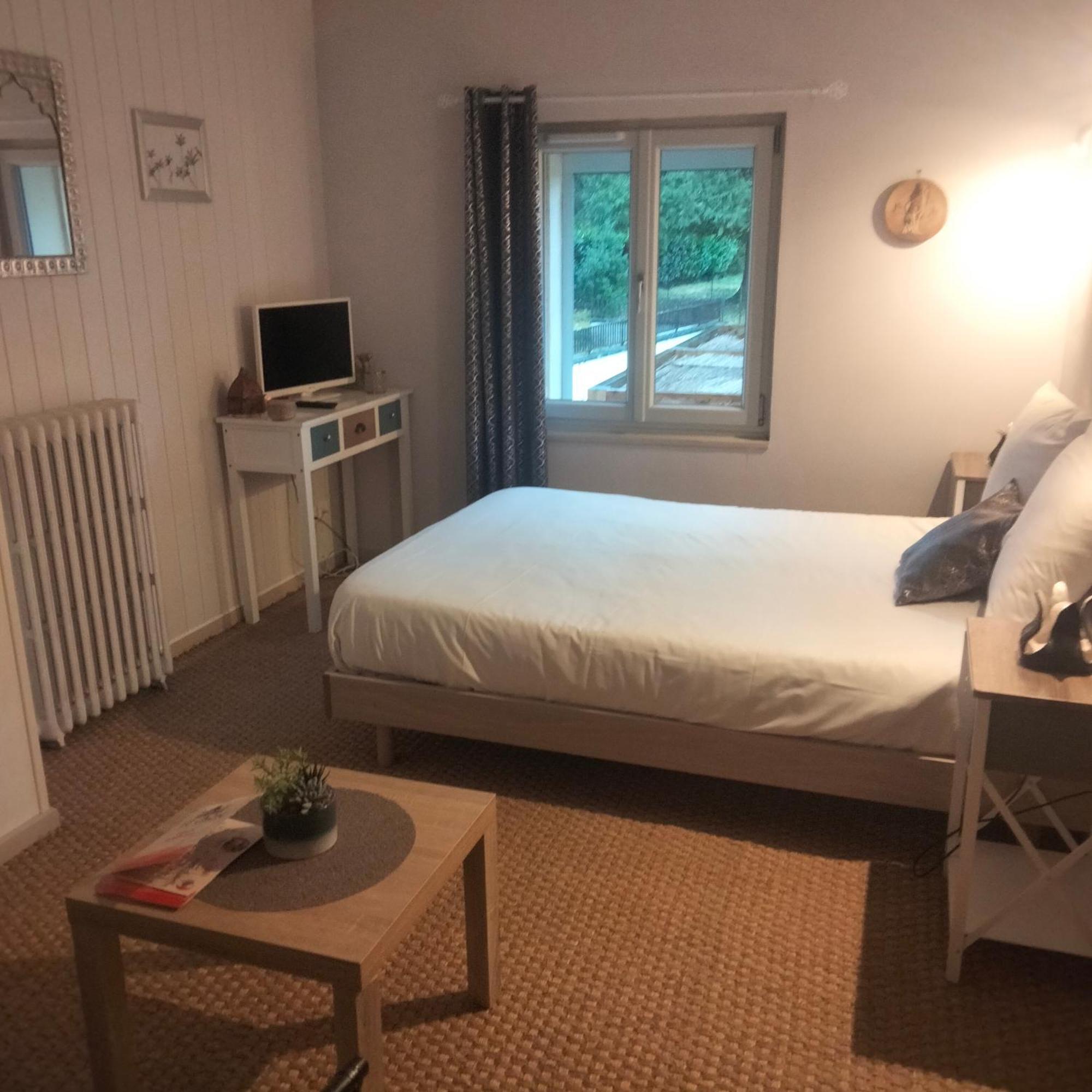 Le Jack Bed and Breakfast Mont-sous-Vaudrey Eksteriør billede